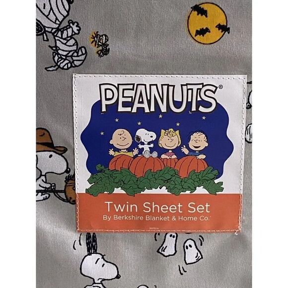 Peanuts Snoopy Halloween TWIN Sheet Set Pumpkin Cactus Cowboy Pumpkin NEW - Picture 2 of 16